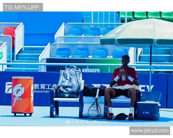 深度对话：杨秀英如何在网球世界中追寻梦想与挑战自我