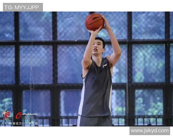 重庆篮球队耐力分析与训练策略探讨提升球队竞技水平的关键因素