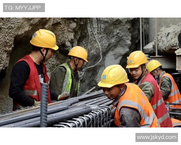 成都滑板队的耐力挑战与提升之路探秘