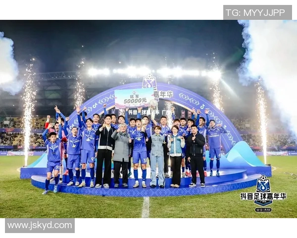 足球明星风采大揭秘了解他们的成就与个人魅力